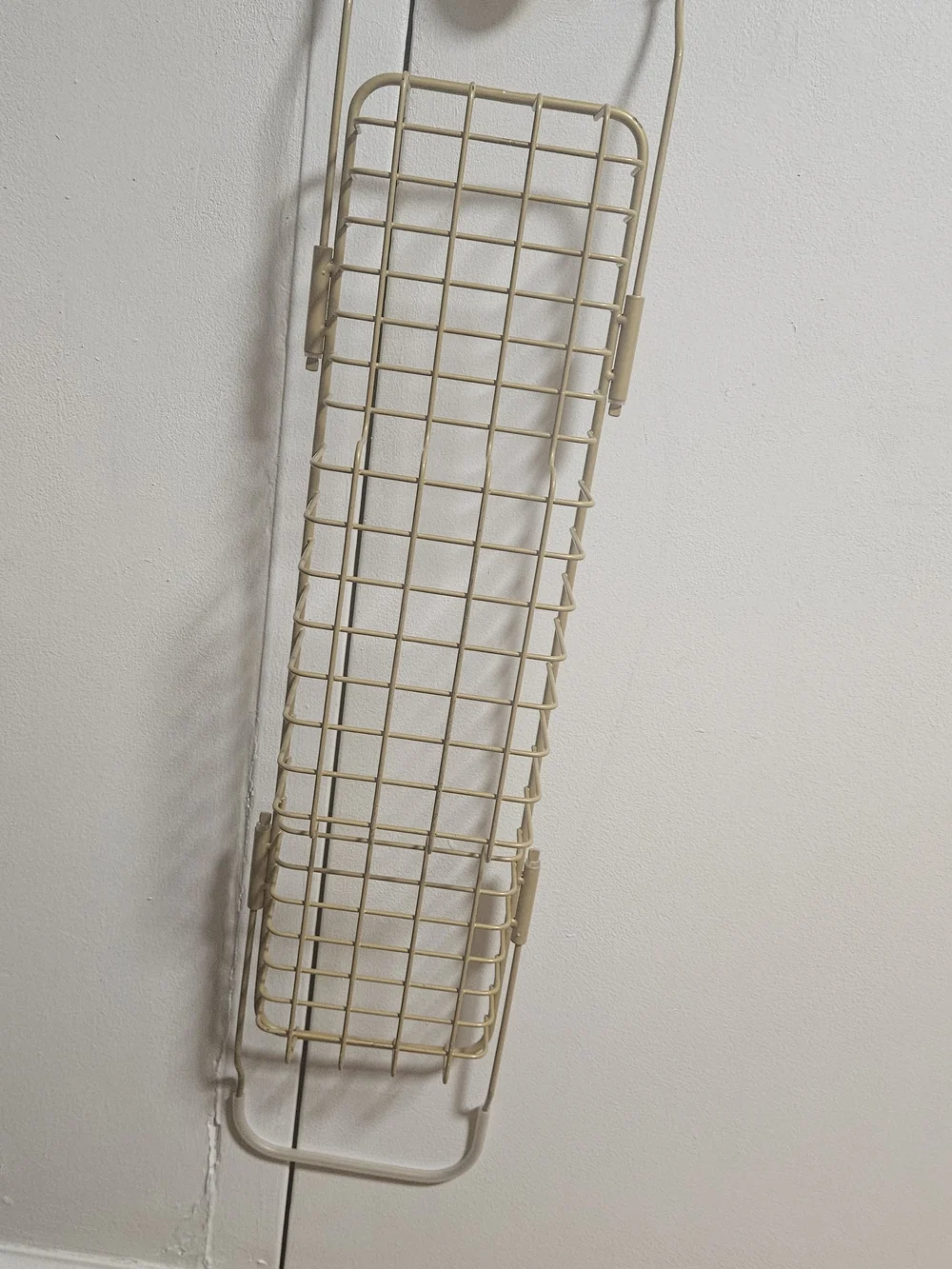 Beige Gold Metal Bathtub Caddy